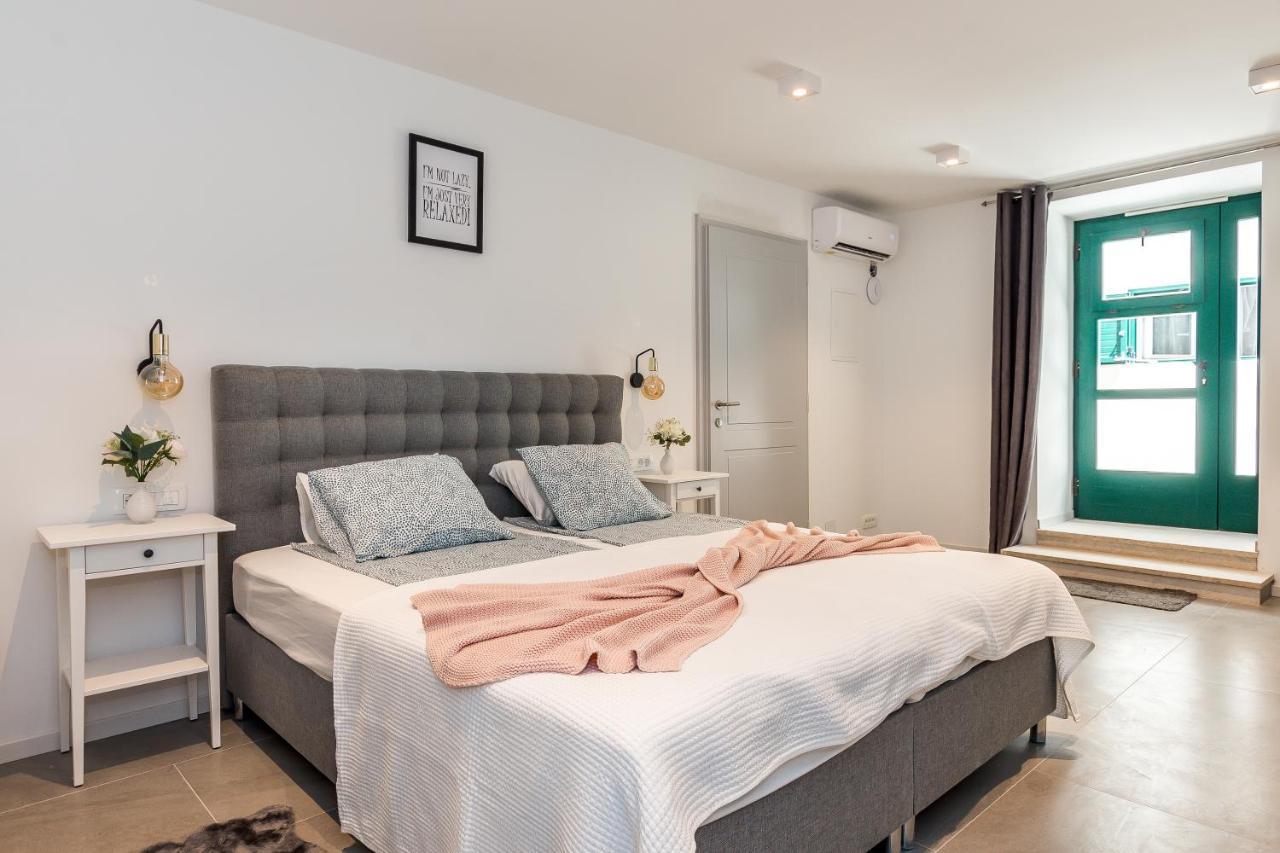 Luxury Apartments Azalea Primošten Kültér fotó