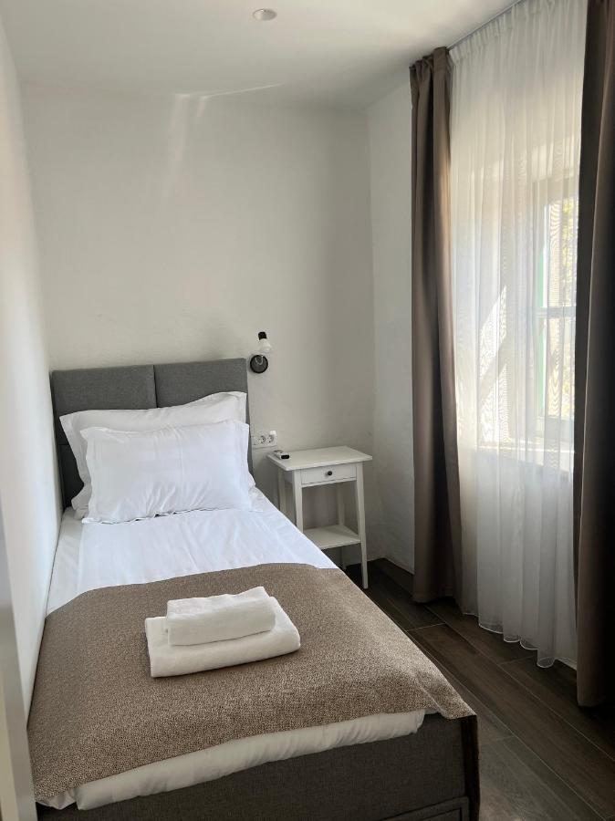 Luxury Apartments Azalea Primošten Kültér fotó