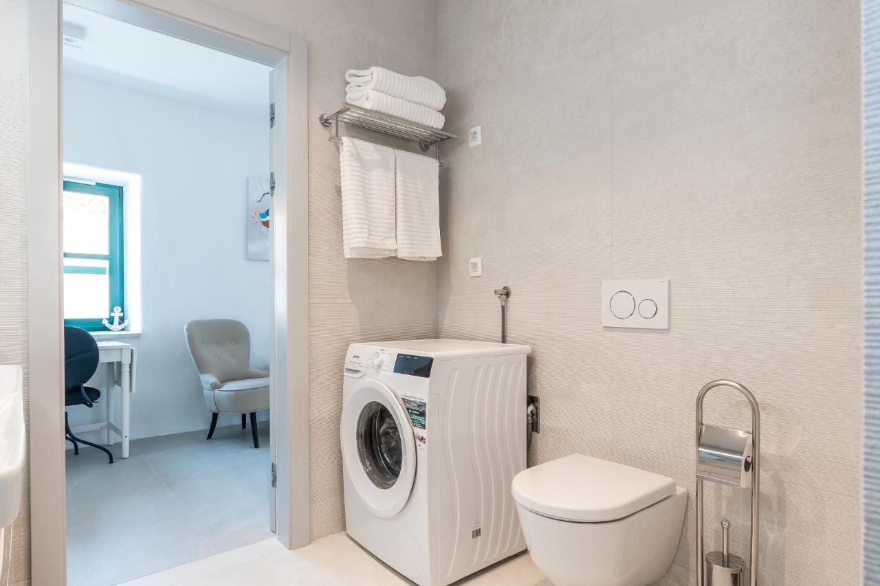 Luxury Apartments Azalea Primošten Kültér fotó
